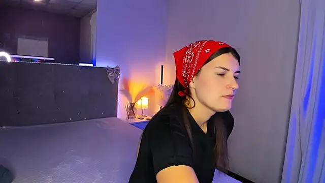 Chat XXX ao vivo de Laura_Leee