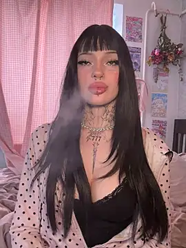 madelinexx Adlı Modelin Canlı XXX Sohbeti