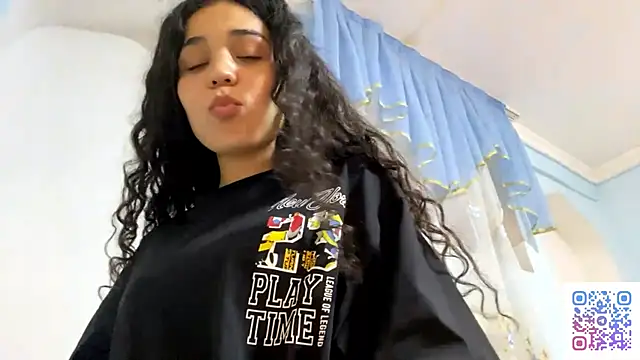 دردشة RitaPerry الجنسية المباشرة