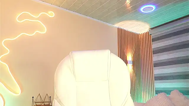 دردشة MatiasKorn الجنسية المباشرة