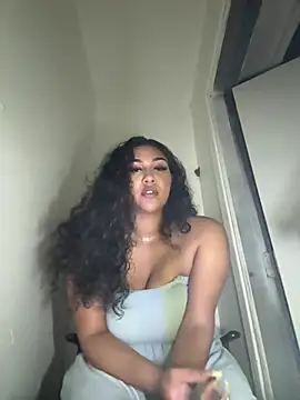 Lickplayofficial XXX чат на живо