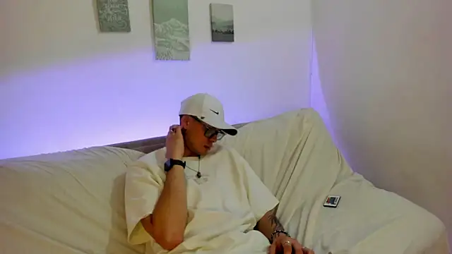 Vlad__night's Live XXX Chat