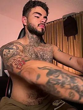 צ'אט XXX בשידור חי של Benjii_Carter1