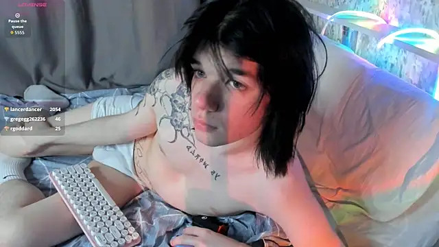 XXX chat uživo modela softcollision
