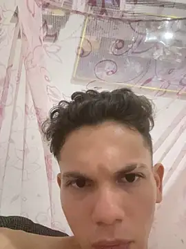 Онлайн чат XXX Felipelebleu