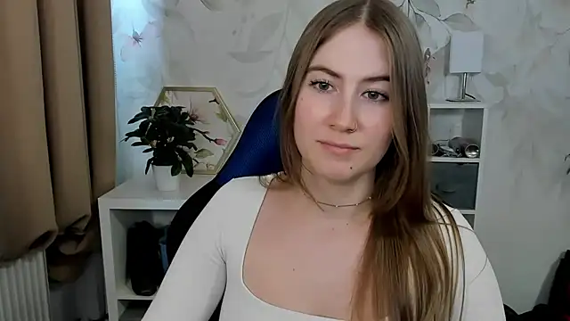 XXX chat uživo modela candy_Megan