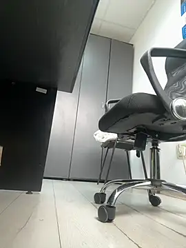 xStepMommyx 网络视讯表演