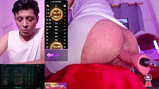Živý XXX chat EthaanNova