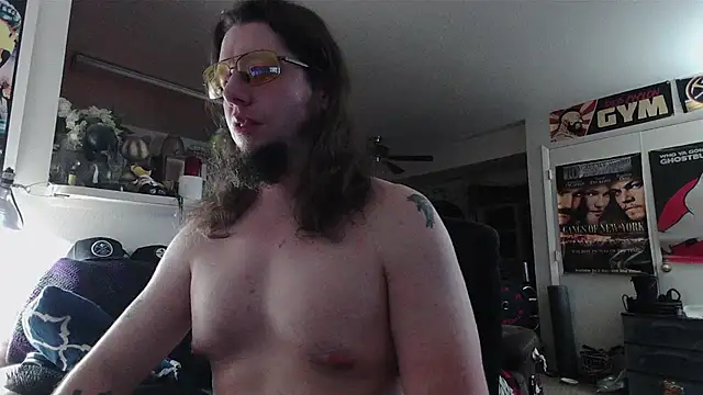 biggerisbetter12's Live XXX Chat