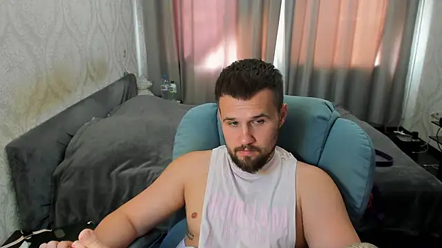 Chat XXX en directo de Vladik_b