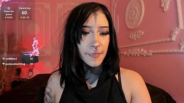 Kat_VonDe live XXX chat