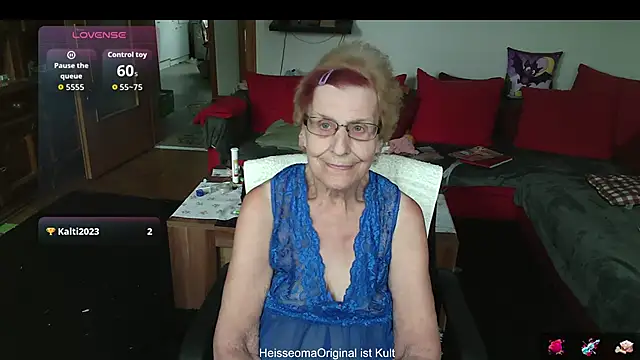 HeisseomaOriginal Adlı Modelin Canlı XXX Sohbeti