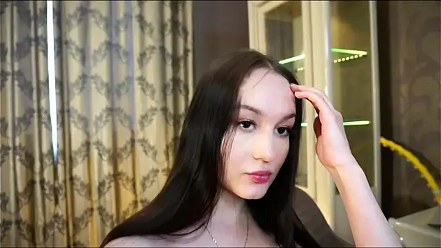 Chat XXX en directo de RennaBodziony