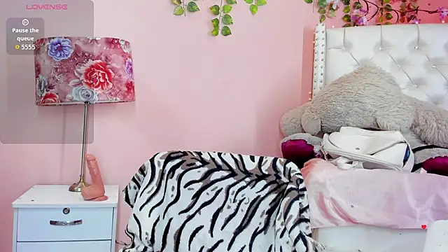 valentinee_xo Live XXX Chat