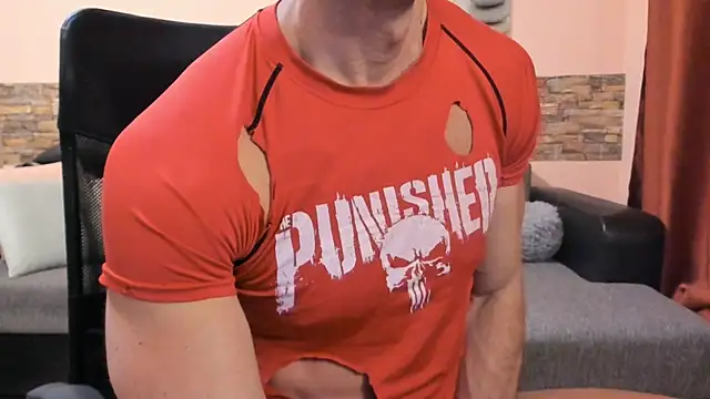 Chatroom XXX en direct de HotHunkTrainer
