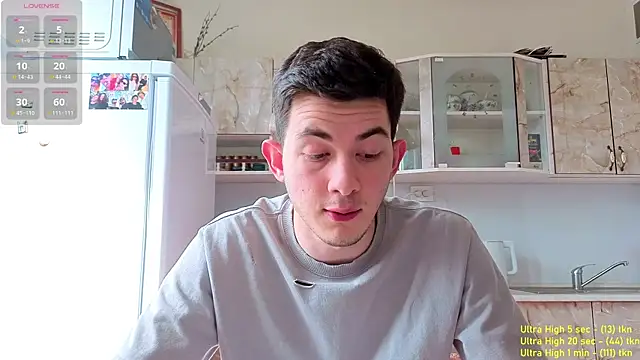 צ'אט XXX בשידור חי של jonhy_merlinn
