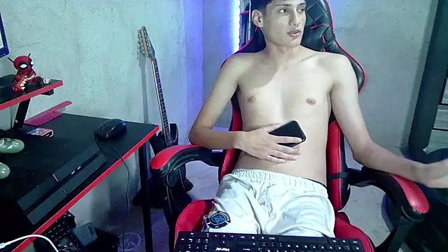 Chat XXX en directo de Pablito_Junior11