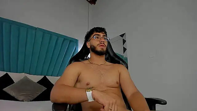 Franco_banderas Adlı Modelin Canlı XXX Sohbeti