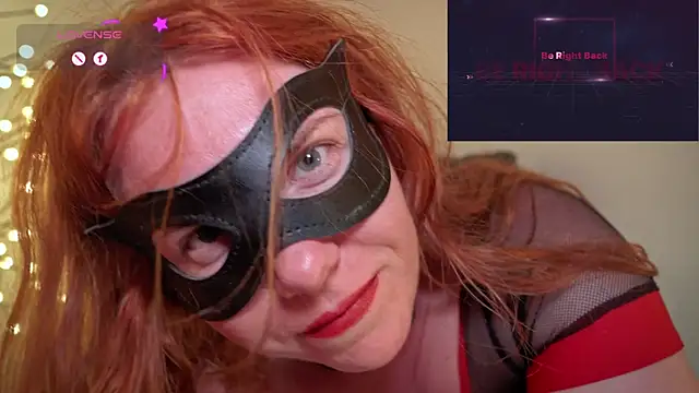 دردشة GingerAleMILF الجنسية المباشرة