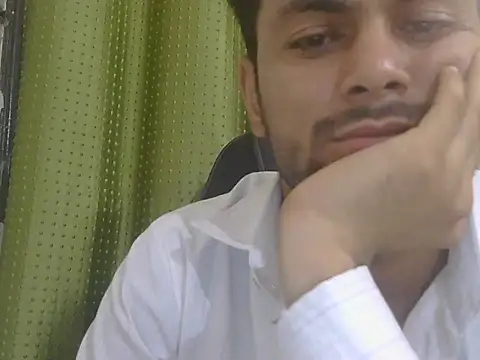 Stubborndesiboy's Live XXX Chat