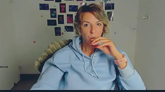 Živý XXX chat Lana_Foxyy