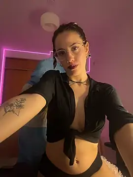 Chatroom XXX en direct de LolaSB