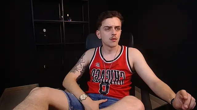 FelixStarkk 即時 XXX 聊天