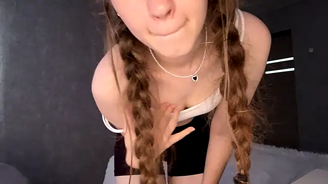 Emily_Mur_ 라이브 XXX 채팅