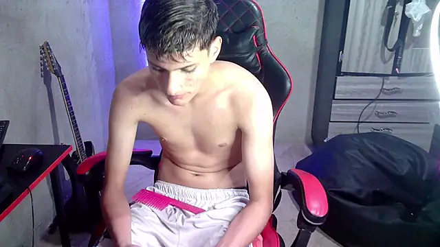 Pablito_Junior11n Live XXX chat