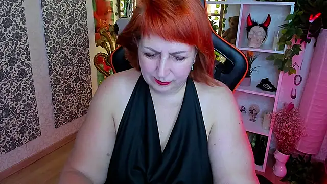 Joana_Woods: онлайн-секс-чат