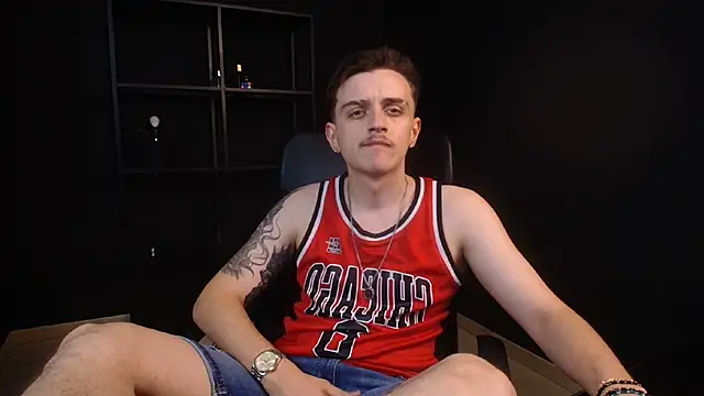 Онлайн чат XXX FelixStarkk