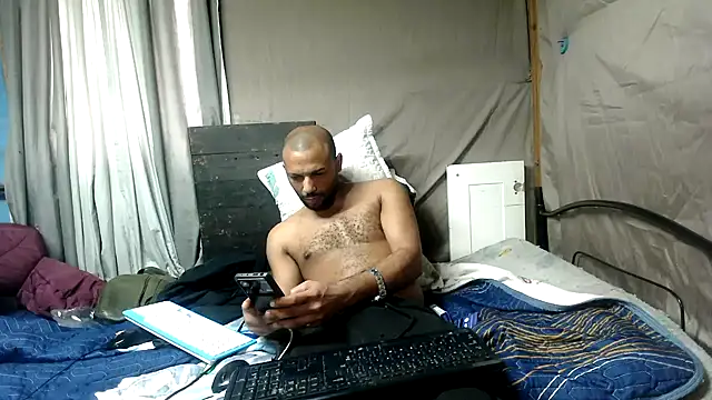 Chat +18 de Camodick ao vivo