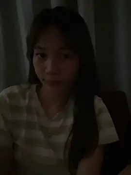 Vyy2000のライブXXXチャット