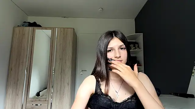 SpanishRooter's Live XXX Chat