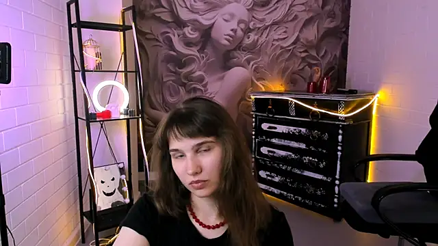 Chatroom XXX en direct de TessaMill