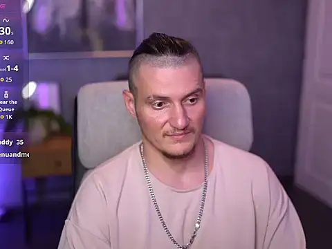 Онлайн чат XXX Alex_Wilde