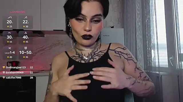 IntrigueYourDay – Live XXX-chat