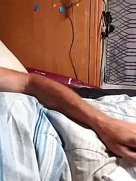 fuckingbigtit19782's Live XXX Chat