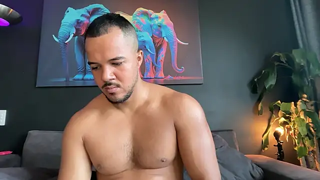 highlatin_guysoficial live XXX chat