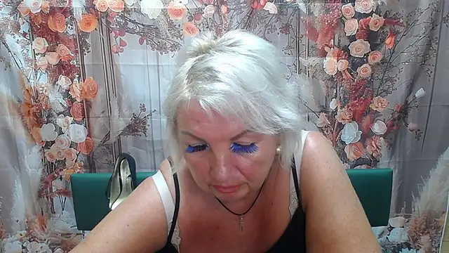 RenataDaster XXX чат на живо