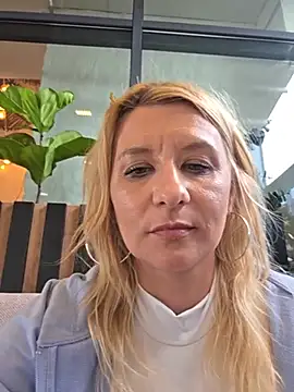 KaylinJan Adlı Modelin Canlı XXX Sohbeti