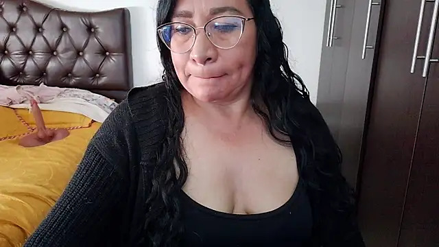 Grace_mature_milf live XXX chat