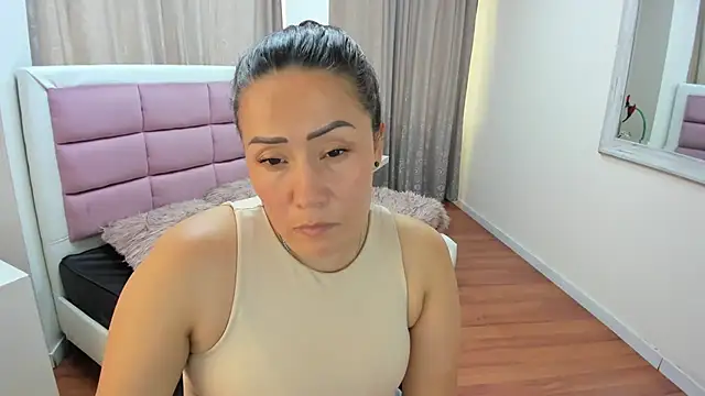 gaby_trent live XXX chat