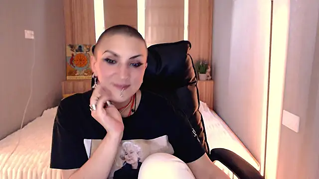 Sweet-n-Strong Chat XXX live