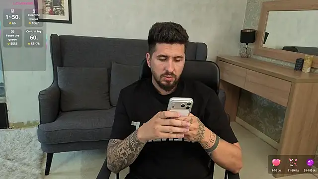 LoganStroud Live XXX Chat