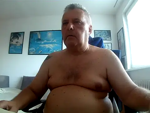 Robert_SK1 Live XXX-chat