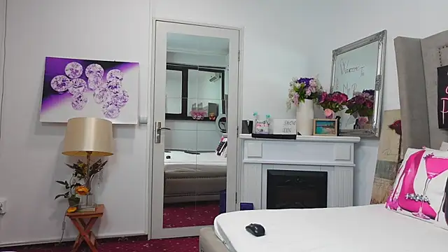 LexyRene Chat XXX live