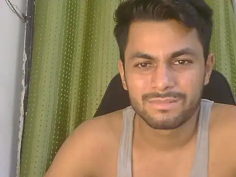 Stubborndesiboy's Live XXX Chat