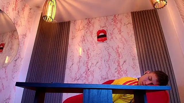 Chat XXX ao vivo de Axel_Romanov