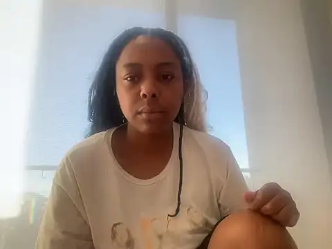 Chat +18 de ChocolateCakeQueen ao vivo